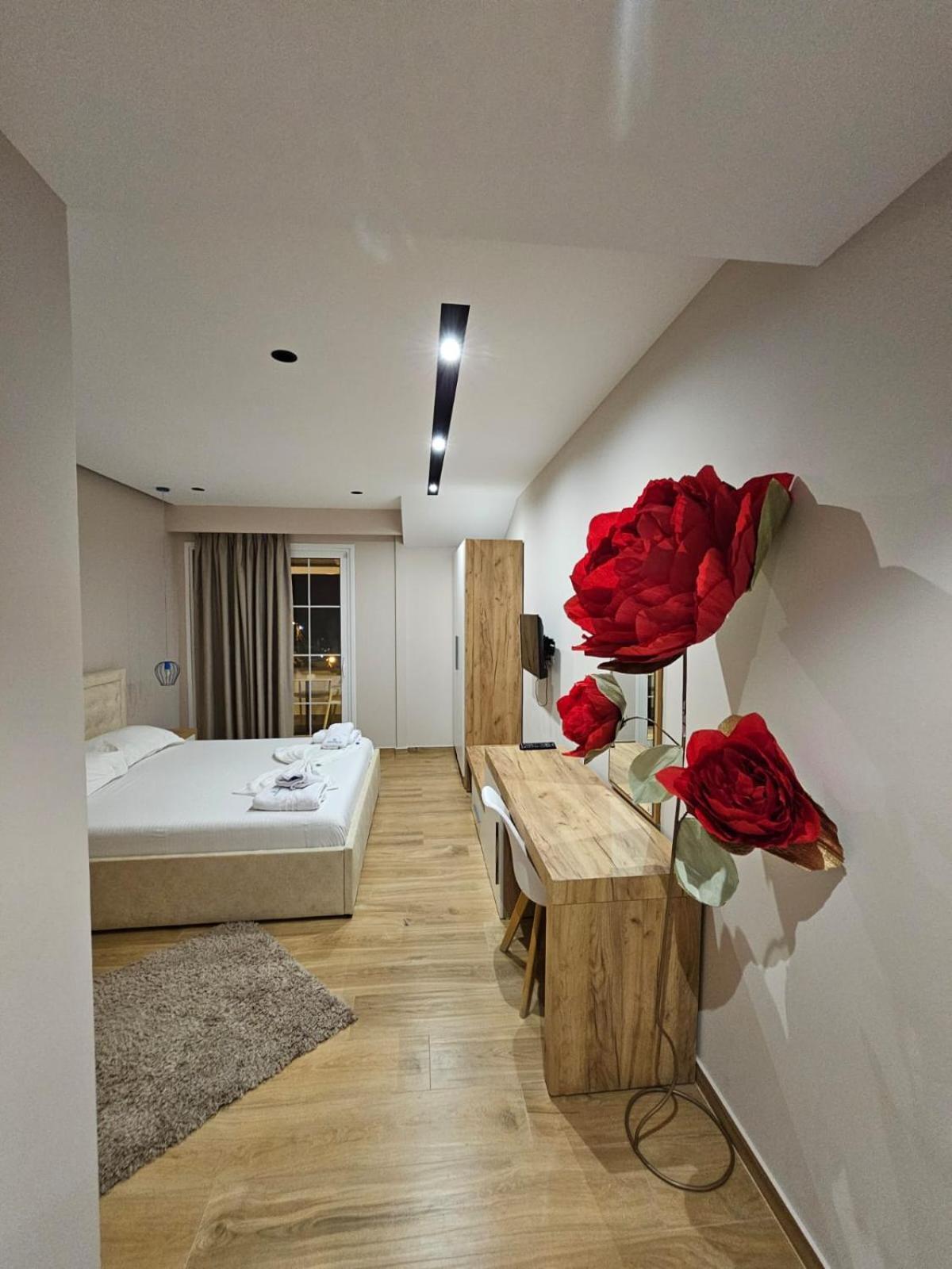 Hotel Ujvara Ksamil Exteriör bild